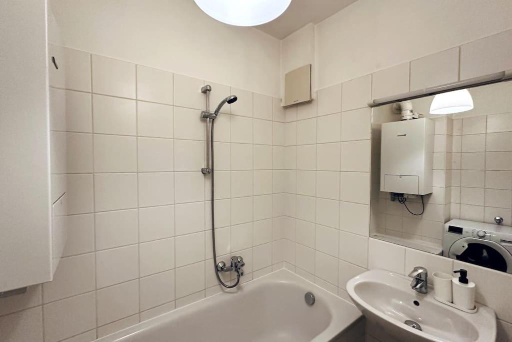 Cosy & New Urban Apartment In Green Hood Wien Eksteriør billede